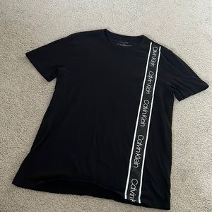 Men’s Calvin Klein logo shirt